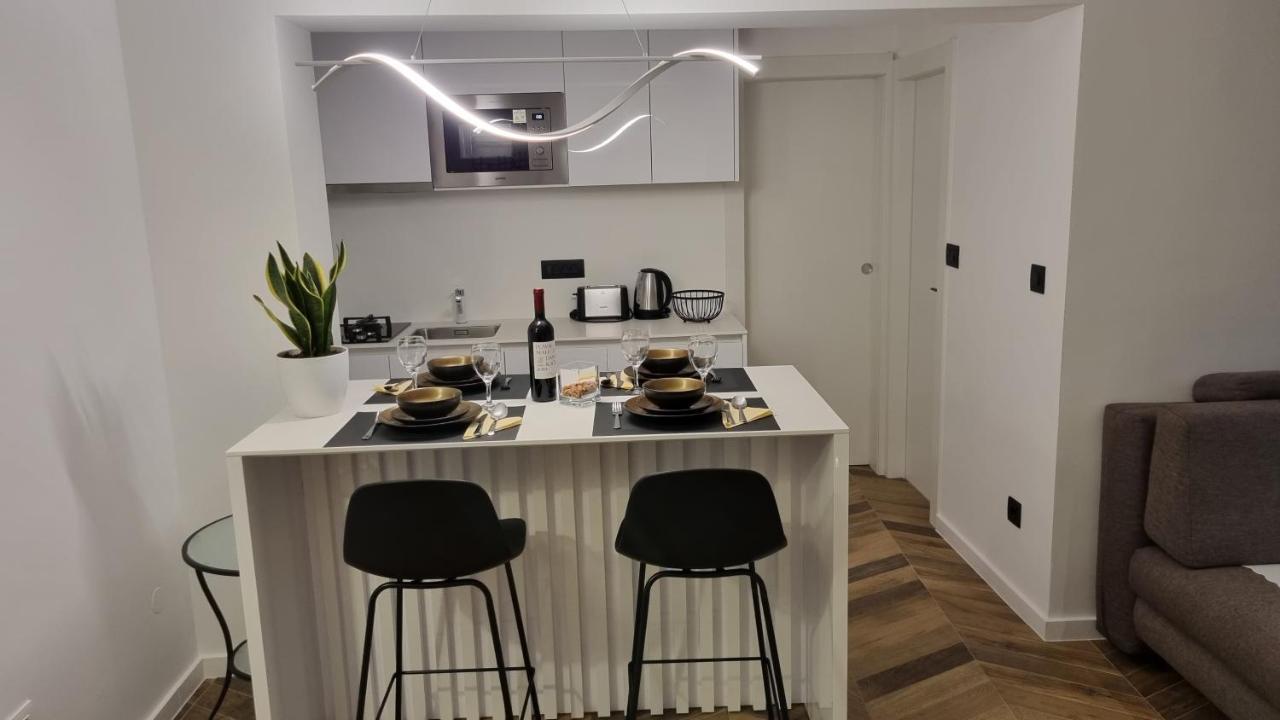 Beautiful Apartment,Amazing View,Parking! Дубровник Экстерьер фото
